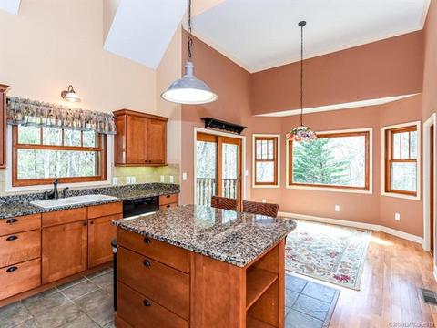 19 Shadow Brook Dr, Flat Rock, NC 28731 photo 10