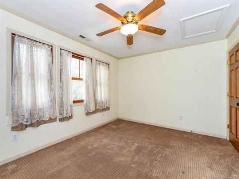 19 Shadow Brook Dr, Flat Rock, NC 28731 photo 22