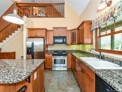 19 Shadow Brook Dr, Flat Rock, NC 28731 photo 12