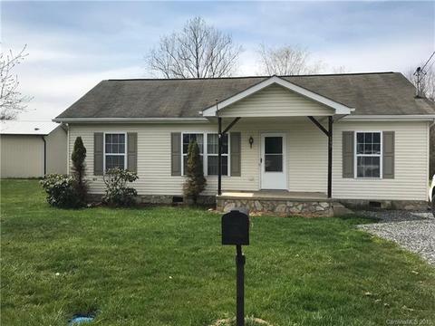 149 James St, Canton, NC 28716 photo 1