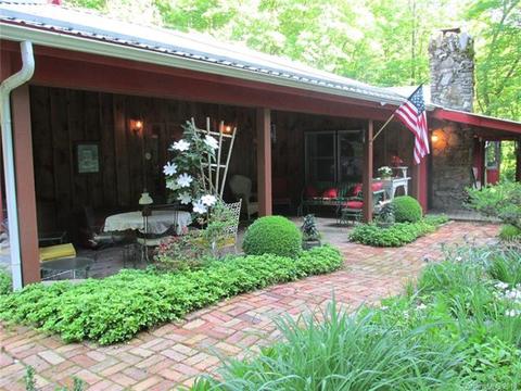 8 Quiet Forest Ln, Sylva, NC 28779 photo 6