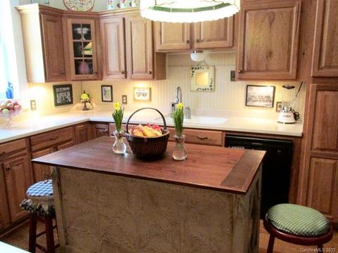 8 Quiet Forest Ln, Sylva, NC 28779 photo 16
