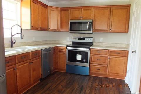 3941 Cimmeron Rd, Lancaster, SC 29720 photo 5