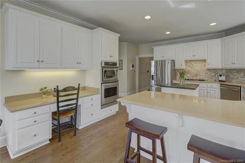 18909 Gainesway Ct, Davidson, NC 28036 photo 14