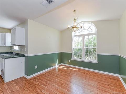 1608 Winthrop Ln, Monroe, NC 28110 photo 9