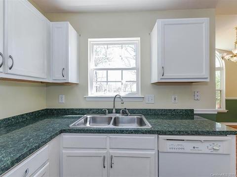 1608 Winthrop Ln, Monroe, NC 28110 photo 7