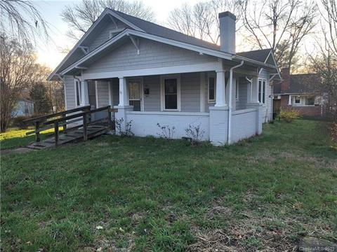 700 E Union St, Morganton, NC 28655 photo 3