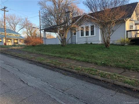 700 E Union St, Morganton, NC 28655 photo 2