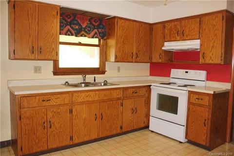 344 Thunder Rd, Clyde, NC 28721 photo 17