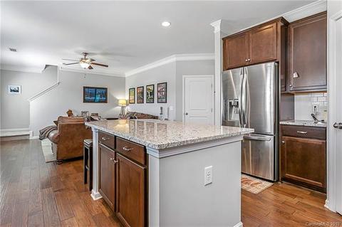 238 Sycamore Dr, Lancaster, SC 29720 photo 7