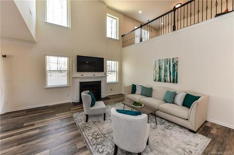 707 Cider Ct, Clover, SC 29710 photo 5