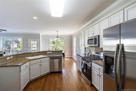 101 Spencer St, Davidson, NC 28036 photo 7