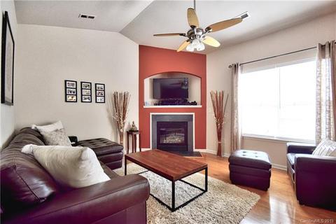 8720 Westwind Point Dr, Cornelius, NC 28031 photo 5