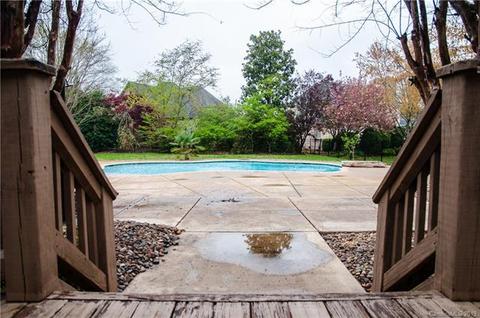 7526 Windaliere Dr, Cornelius, NC 28031 photo 15