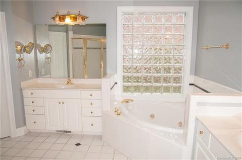 7526 Windaliere Dr, Cornelius, NC 28031 photo 19