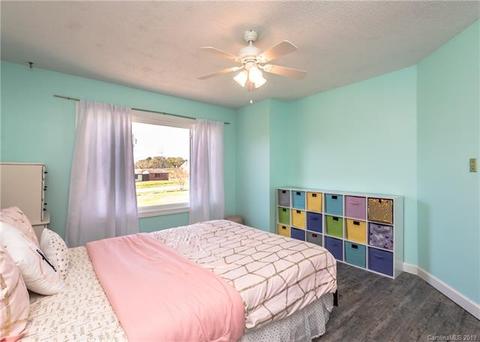 1122 Saw Mill Rd, Conover, NC 28613 photo 10