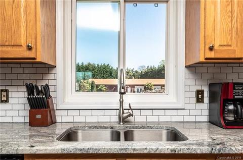 1122 Saw Mill Rd, Conover, NC 28613 photo 9