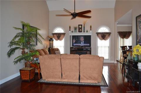 112 Delancy St, Locust, NC 28097 photo 4