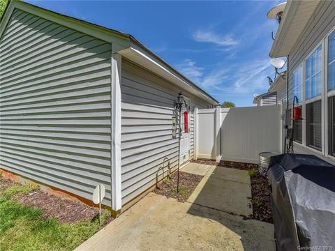 9568 Glenashley Dr, Cornelius, NC 28031 photo 12