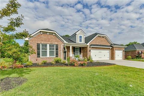 8317 Olde Stonegate Ln, Mint Hill, NC 28227 photo 3