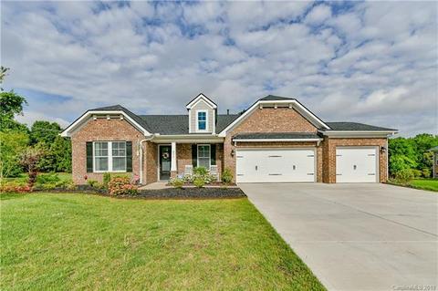 8317 Olde Stonegate Ln, Mint Hill, NC 28227 photo 1