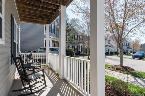 9115 Glenashley Dr, Cornelius, NC 28031 photo 2
