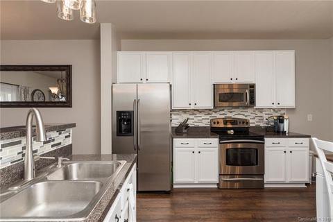 9115 Glenashley Dr, Cornelius, NC 28031 photo 3
