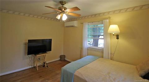 52 Broadview Cir, Brevard, NC 28712 photo 8