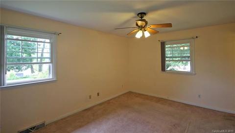 52 Broadview Cir, Brevard, NC 28712 photo 10