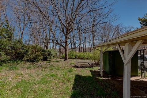101 Pulliam St, Marion, NC 28752 photo 5