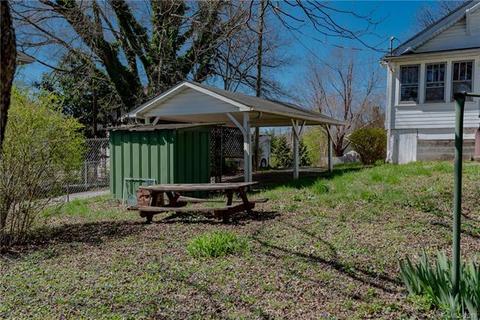 101 Pulliam St, Marion, NC 28752 photo 8