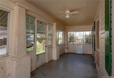 101 Pulliam St, Marion, NC 28752 photo 11