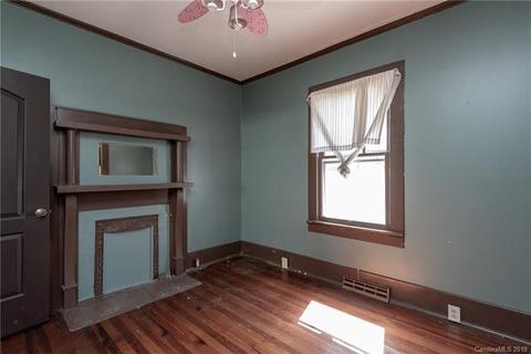 101 Pulliam St, Marion, NC 28752 photo 15