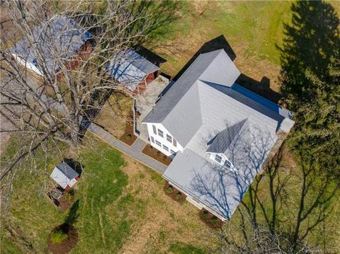 895 Murray Rd, Canton, NC 28716 photo 3