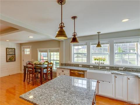 895 Murray Rd, Canton, NC 28716 photo 10