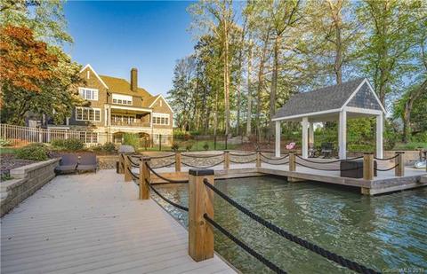 7616 Waterview Dr, Cornelius, NC 28031 photo 2
