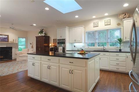 18604 Reflection Rock Ct, Davidson, NC 28036 photo 5
