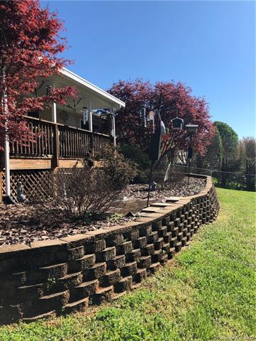 302 Willowbrook Dr, Morganton, NC 28655 photo 20