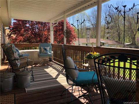 302 Willowbrook Dr, Morganton, NC 28655 photo 19