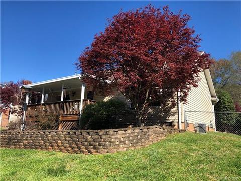 302 Willowbrook Dr, Morganton, NC 28655 photo 14