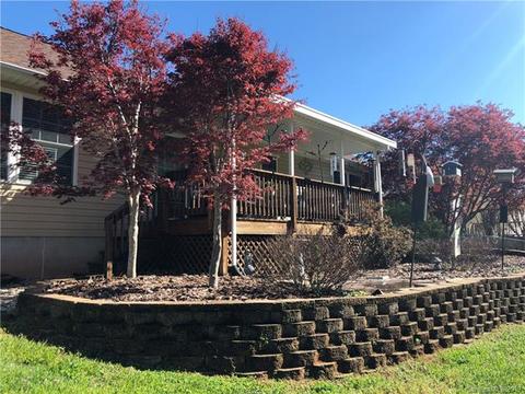 302 Willowbrook Dr, Morganton, NC 28655 photo 15