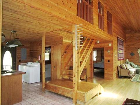 20 Roaring Fork Rd, Mars Hill, NC 28754 photo 5