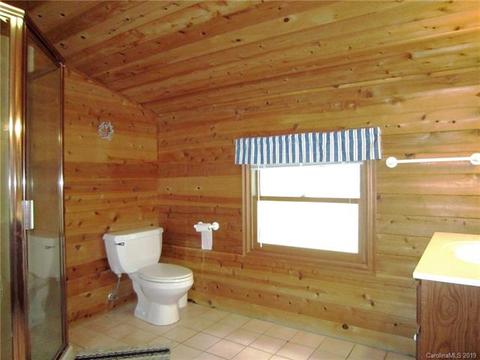 20 Roaring Fork Rd, Mars Hill, NC 28754 photo 24