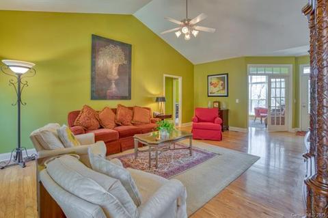 62 Renard Rd, Tryon, NC 28782 photo 7