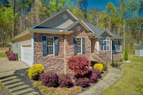 62 Renard Rd, Tryon, NC 28782 photo 2