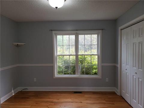 304 Pine Meadows Cir, Hickory, NC 28601 photo 11