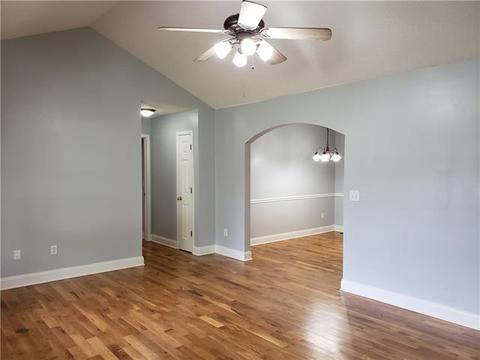 304 Pine Meadows Cir, Hickory, NC 28601 photo 3