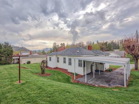 12 Johnson Dr, Canton, NC 28716 photo 3