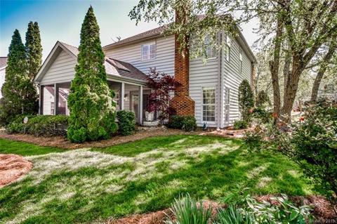 7421 Monbrison Cir, Cornelius, NC 28031 photo 2