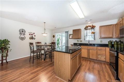 6122 Sid Crane Dr, Charlotte, NC 28216 photo 6